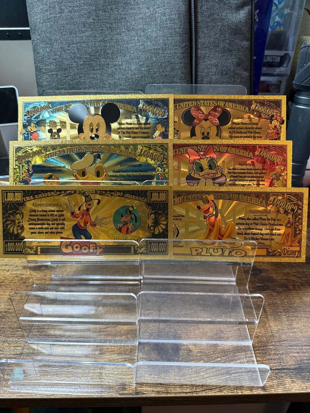 Disney Mickey and Friends Million Set of 6 Gold Foil Bills